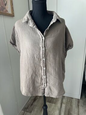 dylan Relaxed Cotton Gauze Button-Down Shirt in Taupe Gray